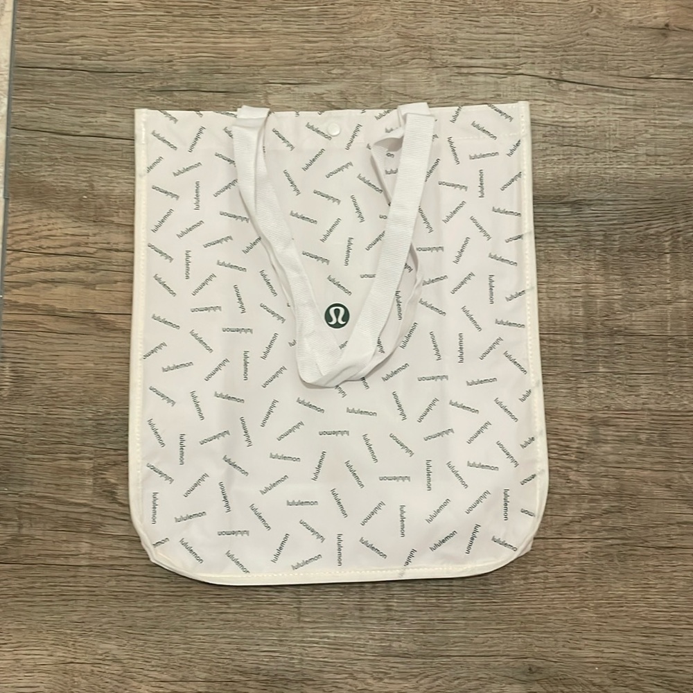 2023 Holiday Season Lululemon Bag